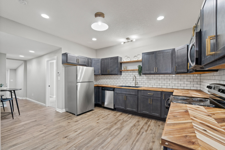 308 S Guilford St Garrett-30