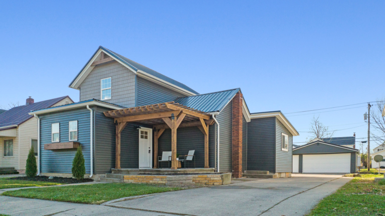 308 S Guilford St Garrett-4