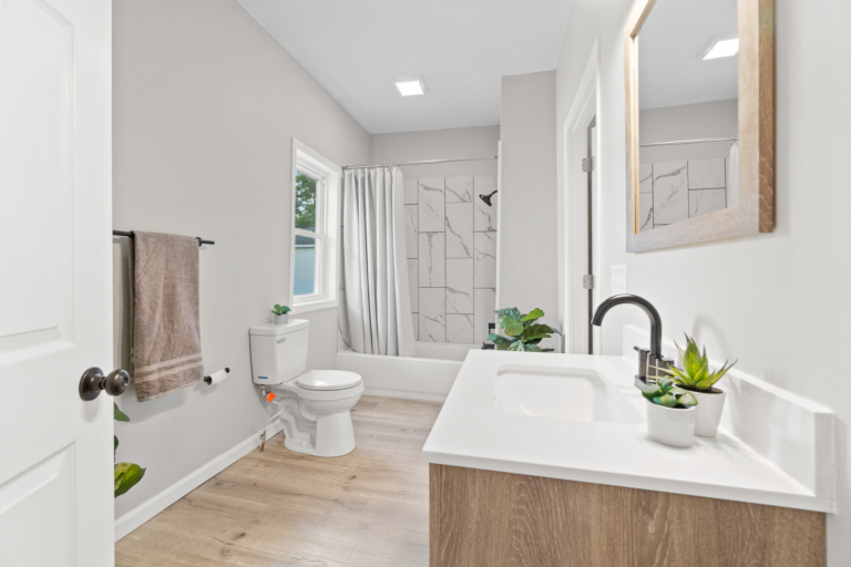 311 South Randolph Street-24